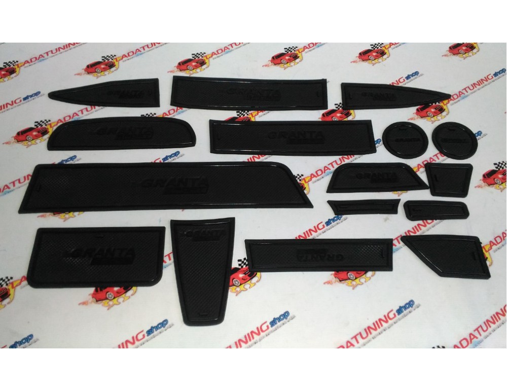 Комплект силиконовых ковриков панели приборов Лада Гранта black edition 