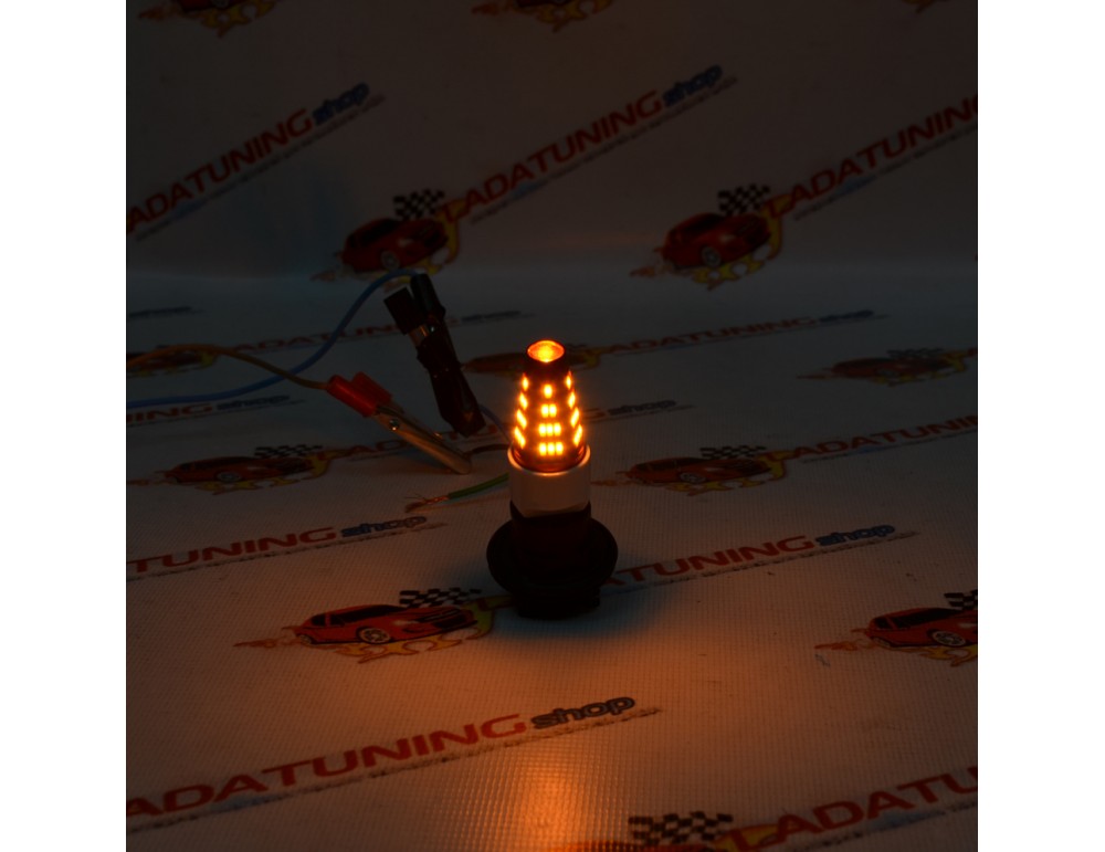 Светодиодные лампы ДХО VT W21/5W оранжевый свет на Лада Веста, Гранта